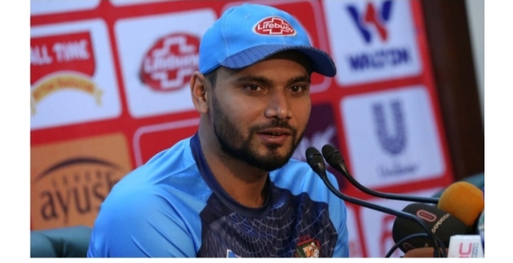 নিজেই খোলাসা করলেন অবসর নেওয়ার রহস্য : মাশরাফি