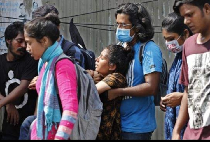 ধর্ষণবিরোধী মিছিলে পুলিশের লাঠিপেটা,  কমপক্ষে ১০ জন আহত