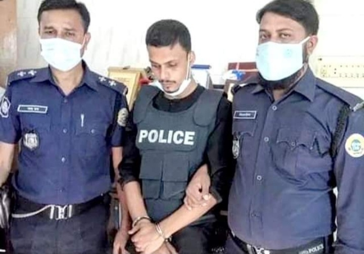 মেহেন্দিগঞ্জে মহানবী (সঃ)কে নিয়ে আপিত্তকর মন্তব্যকারী সেই  সজল শীল গ্রেফতার।