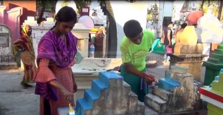 চলছে দিপালী উৎসবের শেষ  প্রস্তুতি,উপমহাদেশের সর্ববৃহৎ মহাশ্মশান বরিশালে,