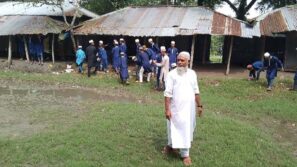 লালমোহনে ডেঙ্গু প্রতিরোধে শিক্ষাপ্রতিষ্ঠান গুলোতে পরিস্কার-পরিচ্ছন্নতা কর্মসূচি