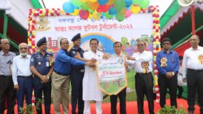 বরিশাল বিভাগীয় পর্যায়ে ‘বঙ্গবন্ধু শেখ মুজিবুর রহমান আন্তঃ কলেজ ফুটবল টুর্নামেন্ট এর উদ্বোধন