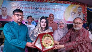লালমোহনে নাগরিক সংবর্ধনা ও সাংস্কৃতিক অনুষ্ঠান অনুষ্ঠিত