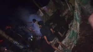 বাউফলে একঘরে আগুন; অন্য ঘর লুট