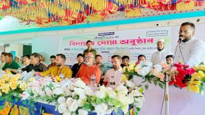 লালমোহনে এইচএসসি পরীক্ষার্থীদের বিদায় সংবর্ধনা