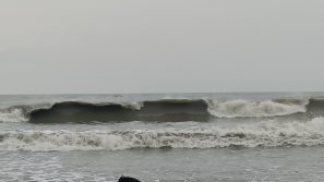 পটুয়াখালীর বঙ্গোপসাগরে গভীর সঞ্চারণশীল মেঘমালা, বন্দরে ৩ নম্বর সতর্ক সংকেত