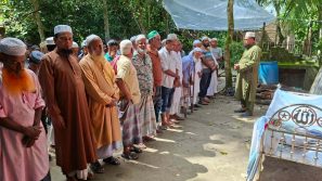 উজিরপুরে সাংবাদিক নাজমুল হক মুন্নার মায়ের ইন্তেকাল, দাফন সম্পন্ন বিভিন্ন মহলের শোক