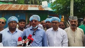 বাকেরগঞ্জে পরিষ্কার-পরিচ্ছন্নতা ও জলাবদ্ধতা নিরসন কর্মসূচি সফলভাবে অনুষ্ঠিত