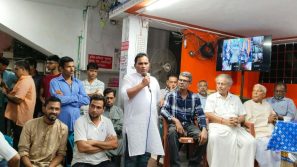 উজিরপুরের ধামুড়ায় পলাশ কুন্ডুর সঙ্গে পূজামণ্ডপ পরিদর্শনে জেলা পর্যায়ের নেতারা